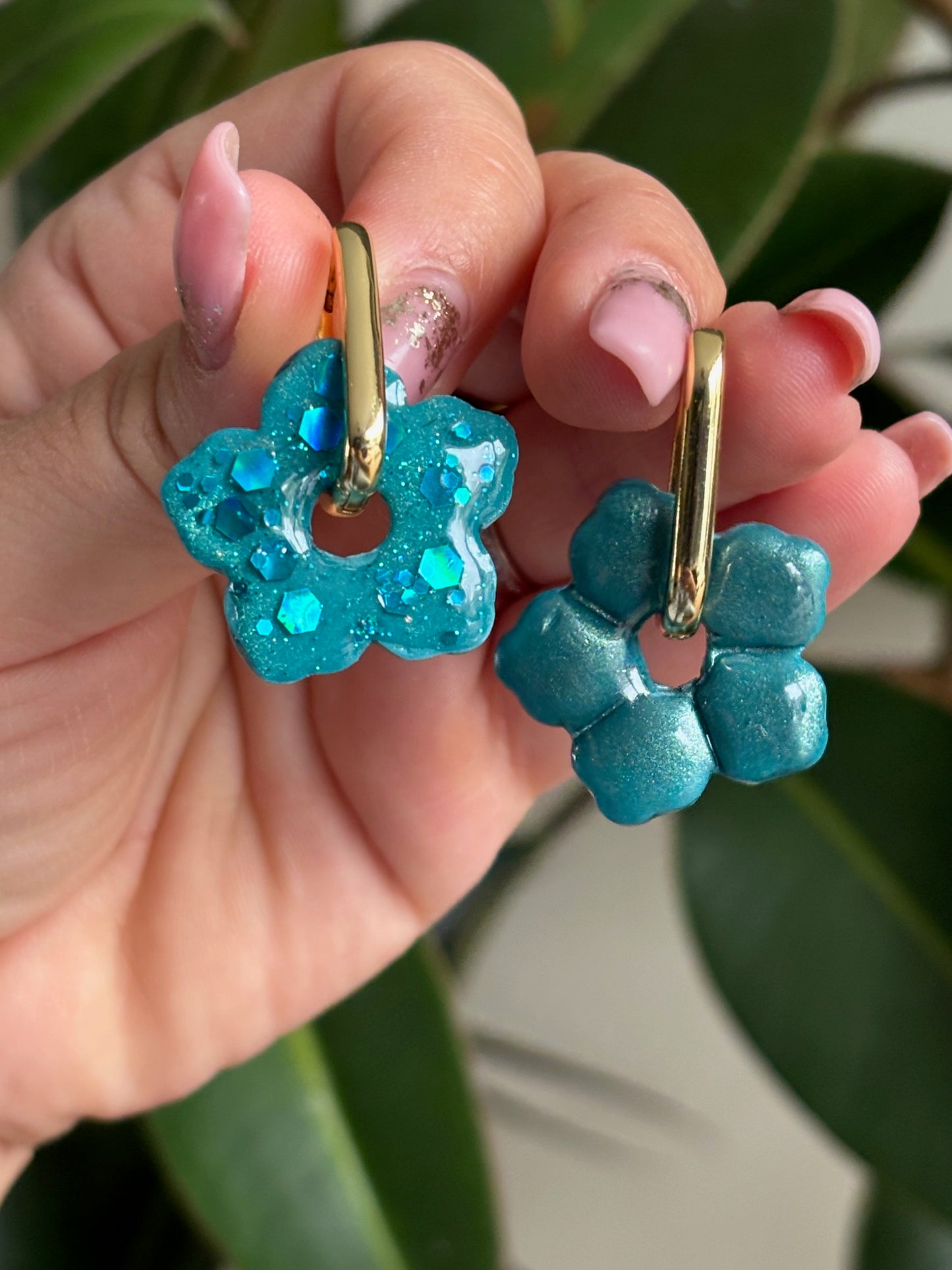 Collection de petites créoles interchangeables